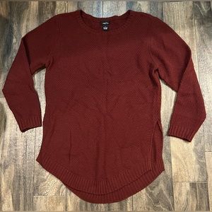 Women’s Hi Lo Lightweight Sweater Size Medium
